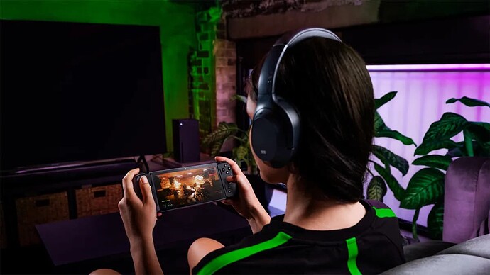 World's First 5G Gaming Device